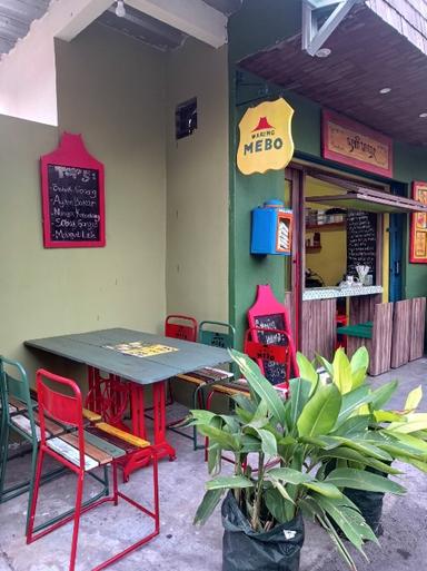 https://dgji3nicqfspr.cloudfront.net/TEBET/Restaurant/Warung_Mebo/Reviews/thumbnail/IMG_Review_1713969109932_compressed915964593994060936_1713969110934.jpg