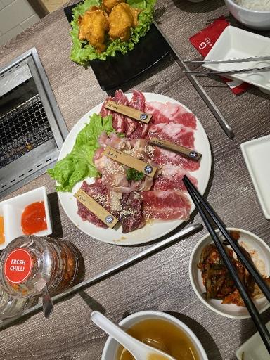 https://dgji3nicqfspr.cloudfront.net/TEBET/Restaurant/Yakiniku_Like__Kota_Kasablanka/Reviews/thumbnail/file_1705853562727.jpg