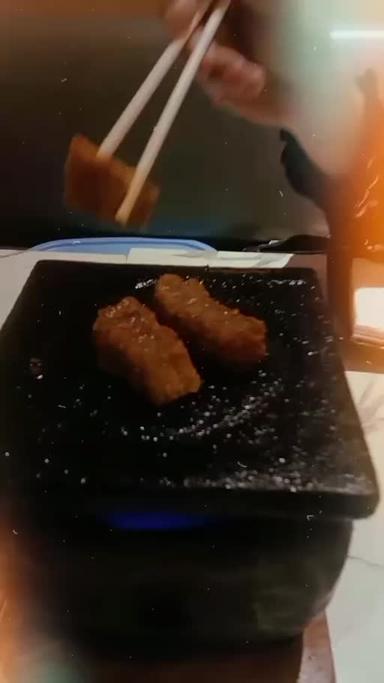 https://dgji3nicqfspr.cloudfront.net/TEGALSARI/Restaurant/Tetsujin_Gyukatsu__Wagyu_Bowl__Surabaya/Reviews/22VID_Review_17184484627683758520392441067263-17D927C5DDE68B4E_171844846369322_1718448464278.jpg