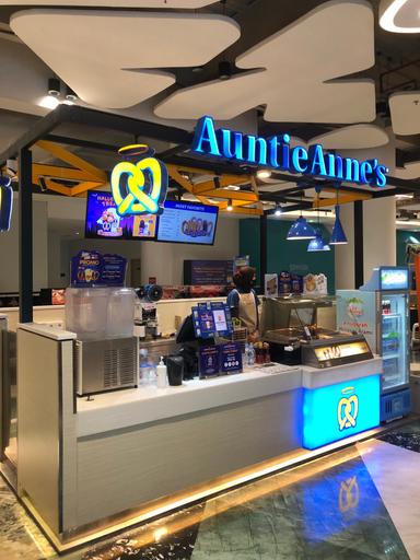 AUNTIE ANNE’S BOOTH - SENAYAN PARK