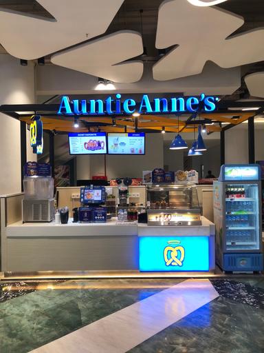 AUNTIE ANNE’S BOOTH - SENAYAN PARK