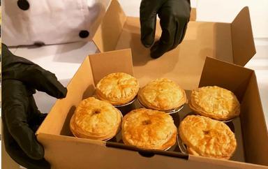 AUSSIE PIES