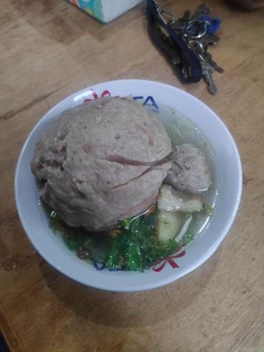 BAKSO PENGKOLAN MAS ARI