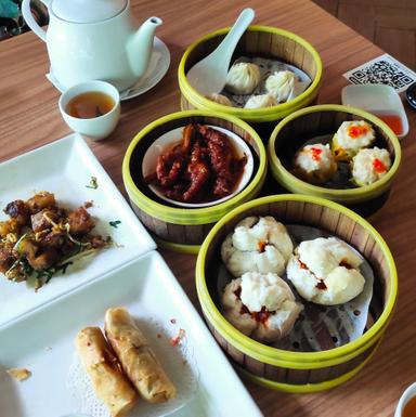 DRAGON CAFE CHINESE FOOD DIMSUM SUKI BBQ SEAFOOD 100% HALAL