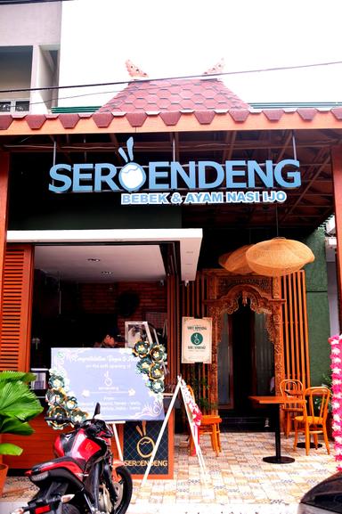 SEROENDENG! SENOPATI - BEBEK DAN AYAM NASI IJO