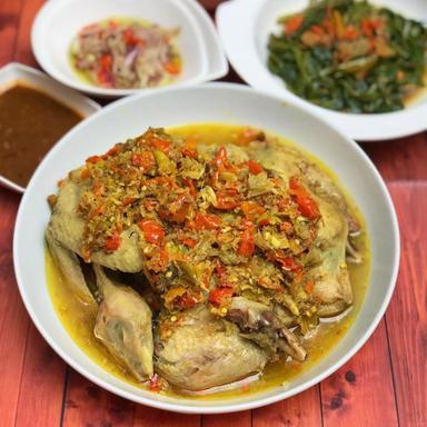 WARUNG AYAM BETUTU LINA PUTRI 3