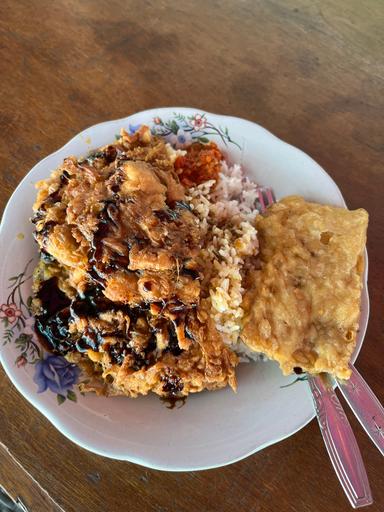 WARUNG NASI BELEK