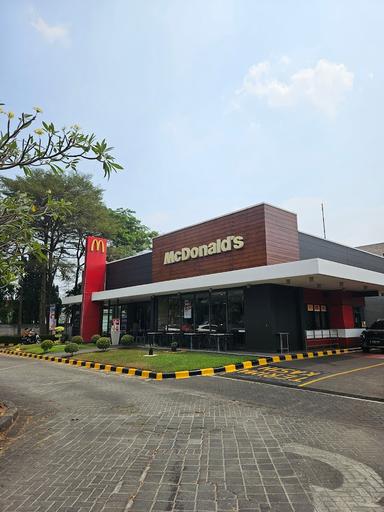 MCDONALD'S - MEUTIA BEKASI