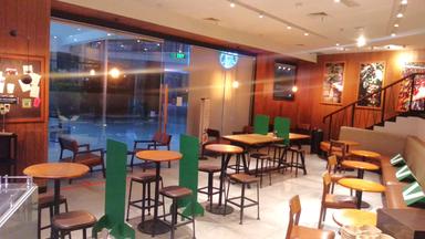 STARBUCKS - SUPERMALL KARAWACI