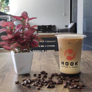 HOOK COFFEE X SPACE