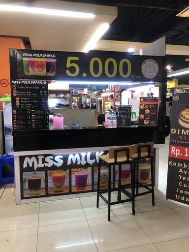 MISS MILKSHAKE - BLOK M SQUARE