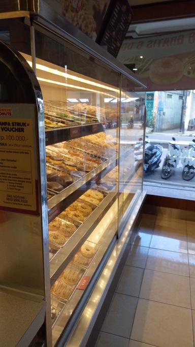 DUNKIN' DONUTS LEUWI PANJANG