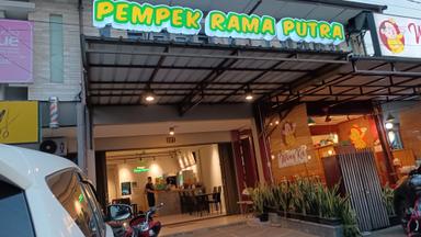 PEMPEK RAMA PUTRA