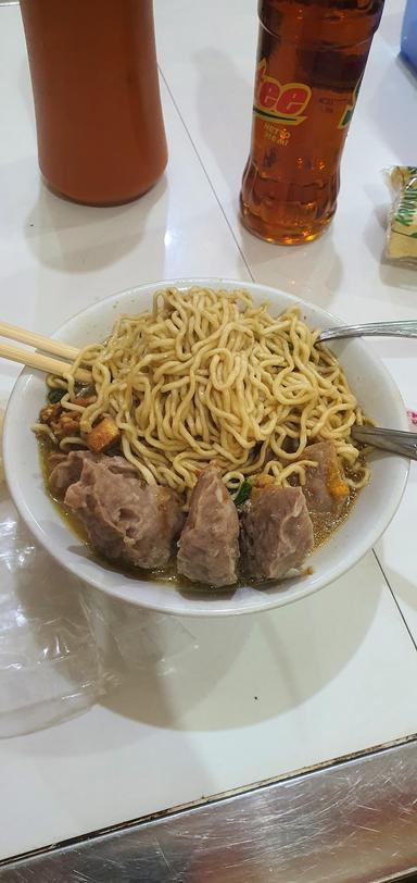 BAKSO GOYANG LIDAH