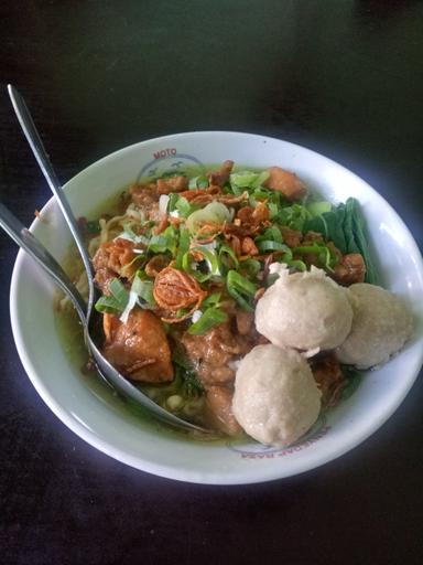 BAKSO - SOTO PAKDE SAINO