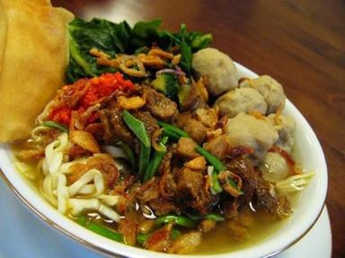 MIE AYAM & BAKSO SOLO MARGOJOYO