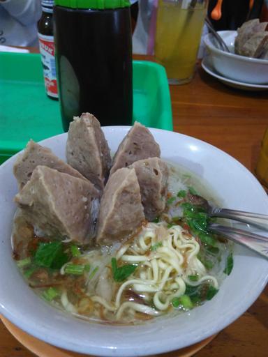 MIE AYAM & BAKSO SOLO MARGOJOYO