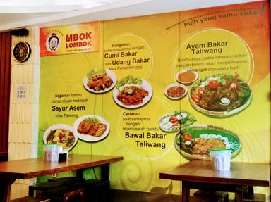 RESTO AYAM TALIWANG MBOK LOMBOK