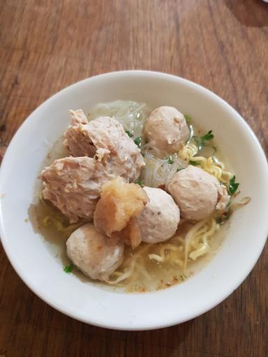 BAKSO URAT PAK UNYIL