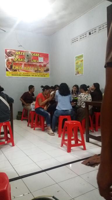 BAKSO URAT PAK UNYIL