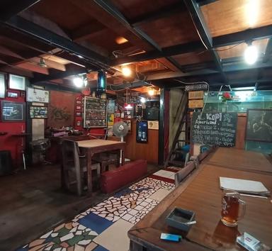 KEDAI DISTO - KEDAI CANGKIR