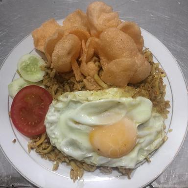 NASI GORENG KEBULI APJAY