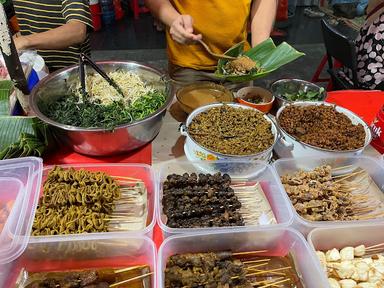 WARUNG BOMA FATMAWATI, NASI PECEL PINCUK ANGET MADIUN