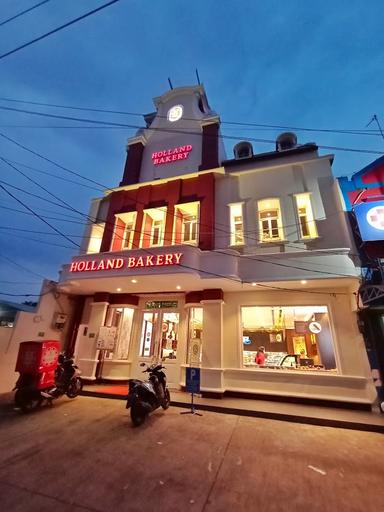 HOLLAND BAKERY - ALTERNATIF CIBUBUR