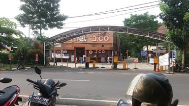 J.CO GREEN TERRACE