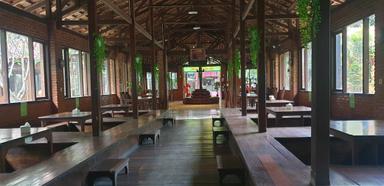 RINDANG ALAM CAFE & RESTO