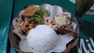 WARUNG IGA BU DJUM