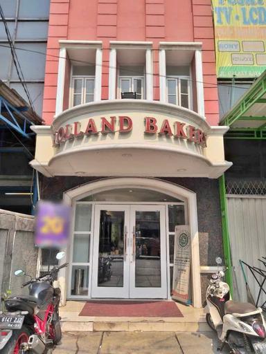 HOLLAND BAKERY - JALAN JAMBORE