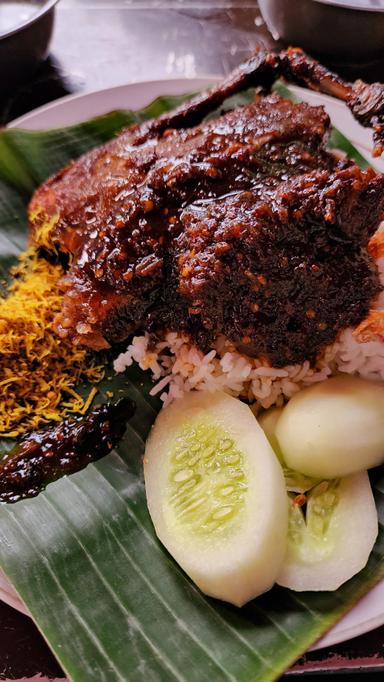 NASI BEBEK SONGKEM POPKI KHAS MADURA