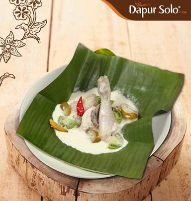 DAPUR SOLO - CIHAMPELAS WALK