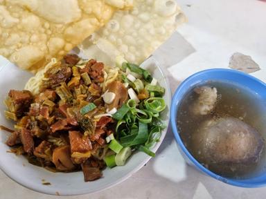 MIE AYAM BAKSO PAK MIN