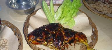 NASI KEBULI AYAM BAKAR