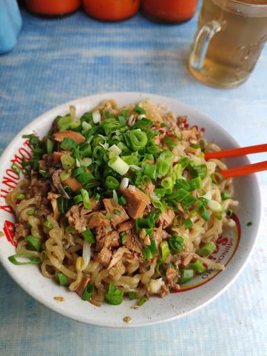 MIE AYAM MANG UJANG