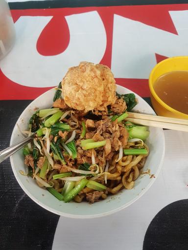 MIE AYAM MANG UJANG