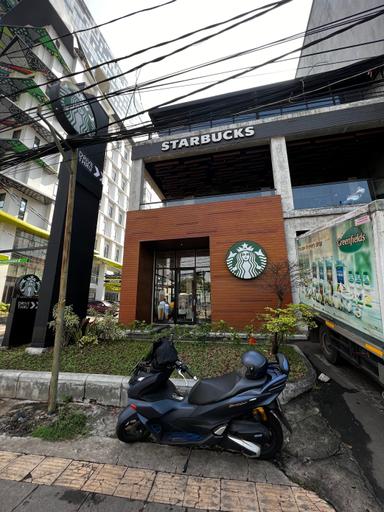 STARBUCKS - DRIVE THRU HAYAM WURUK