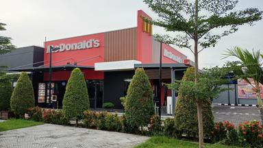 MCDONALD'S PURI SURYA JAYA