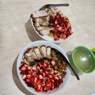 BAKMI & BUBUR BOY