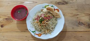 BAKMI KALIMANTAN ACHUN