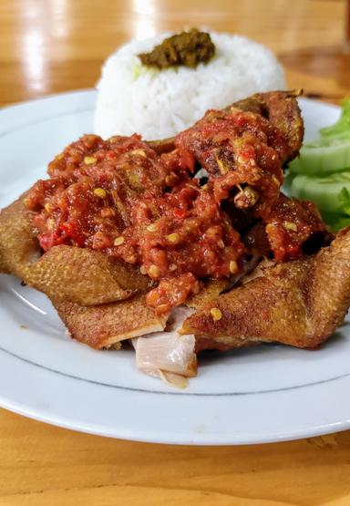 BEBEK OMAHAN