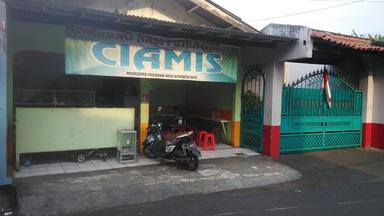 WARUNG NASI CIAMIS