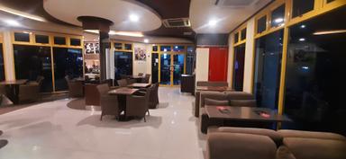 DUNKIN' DONUTS SPBU TANJUNG BARAT