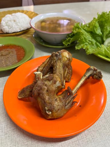 AYAM GORENG IBU HAJI