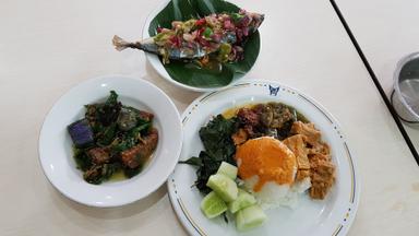 RESTORAN SEDERHANA - JATINEGARA