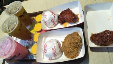 RICHEESE FACTORY - CITY PLAZA JATINEGARA