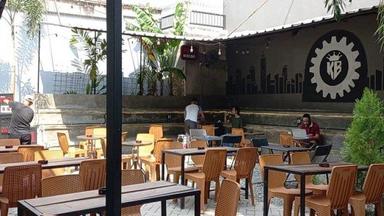 KEBUN BELAKANG COFFEE & EATERY