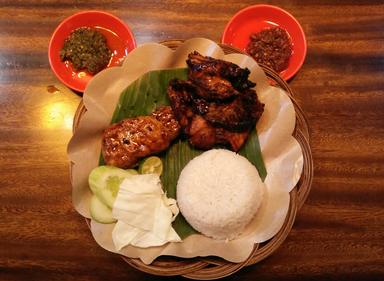 RM AYAM BAKAR 7 SAUDARA